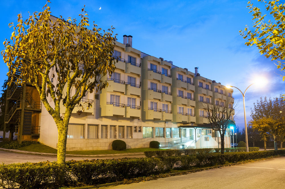 Agua Hotels Nelas Parq Bagian luar foto